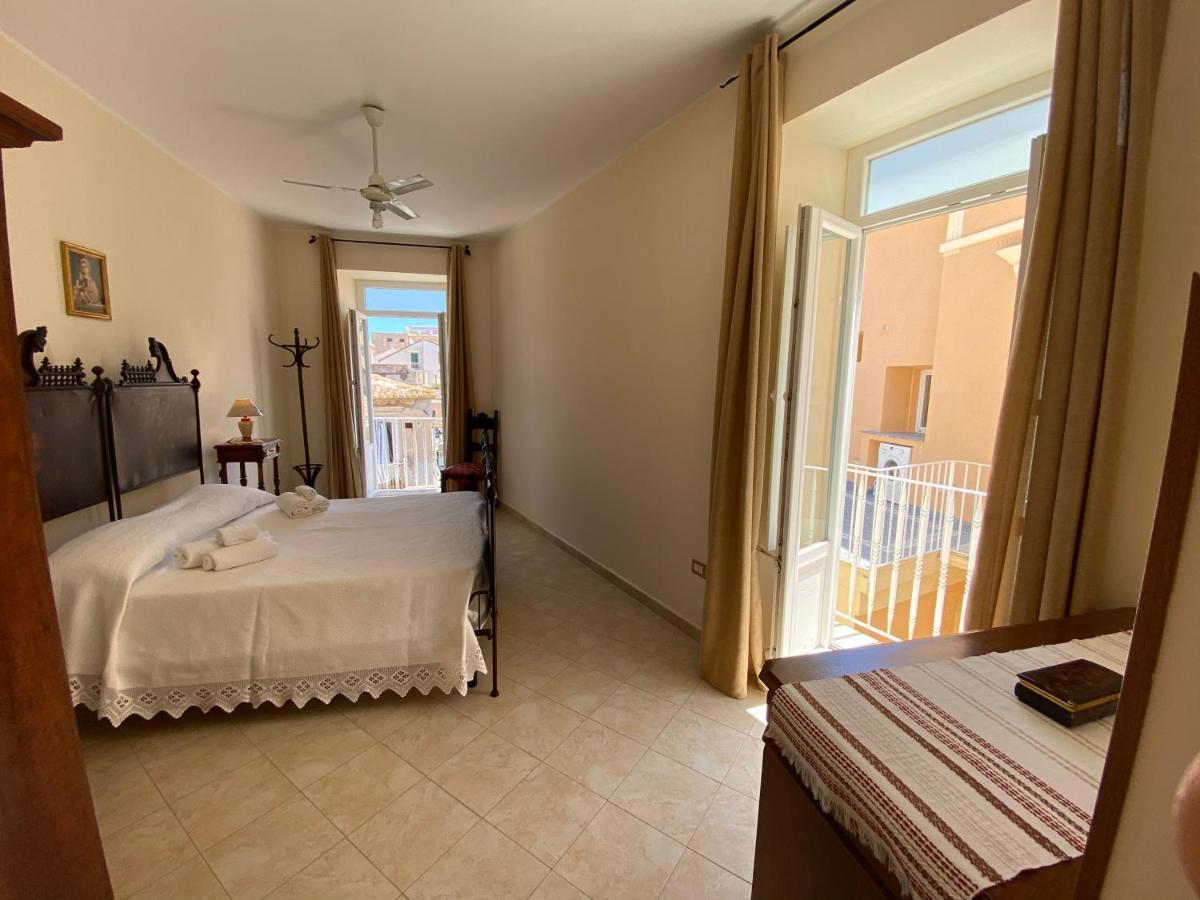 Affaccio Su Stromboli Lejlighed Tropea Eksteriør billede